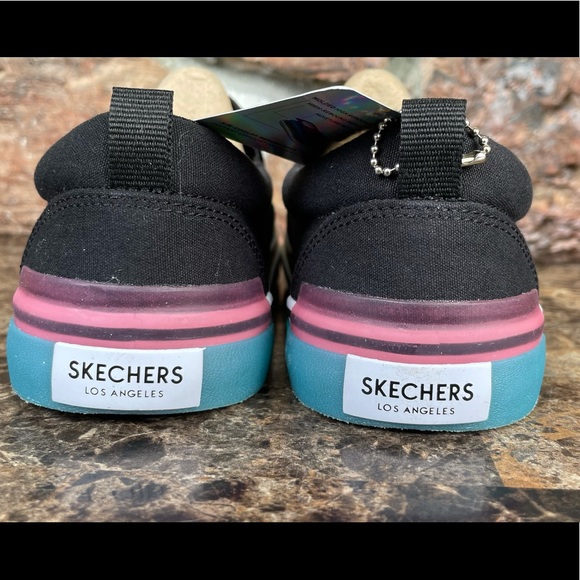 NEW Skechers Sparked Cool As Ice Slip-On sneakers - Picture 5 of 11